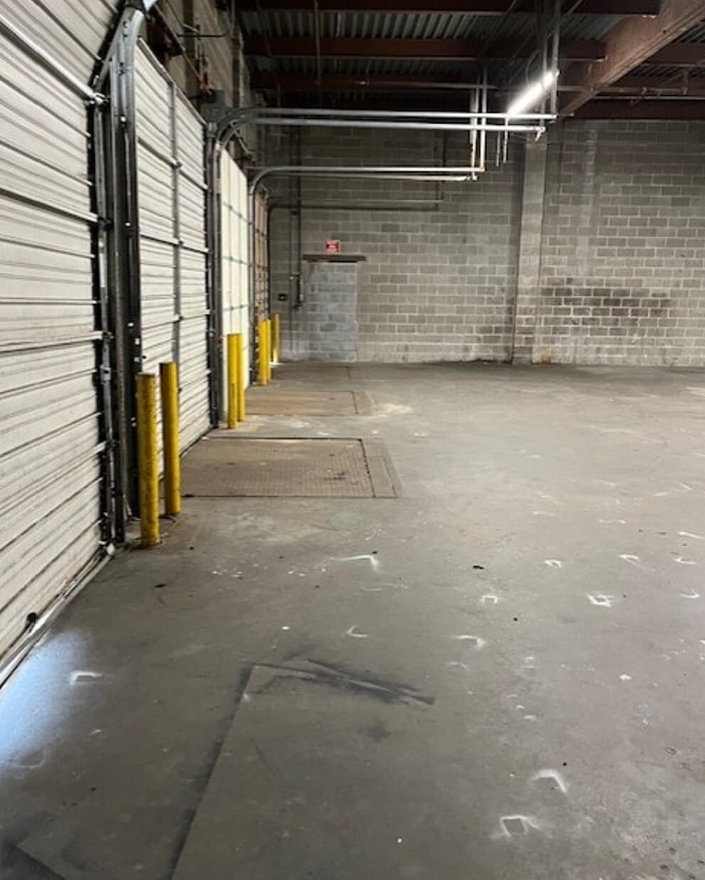 4211 Shannon Dr, Baltimore, MD for lease Interior Photo- Image 1 of 4
