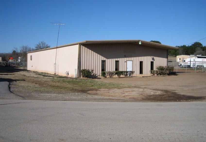 4547 Cantina Dr, Tyler, TX for lease - Primary Photo - Image 2 of 11