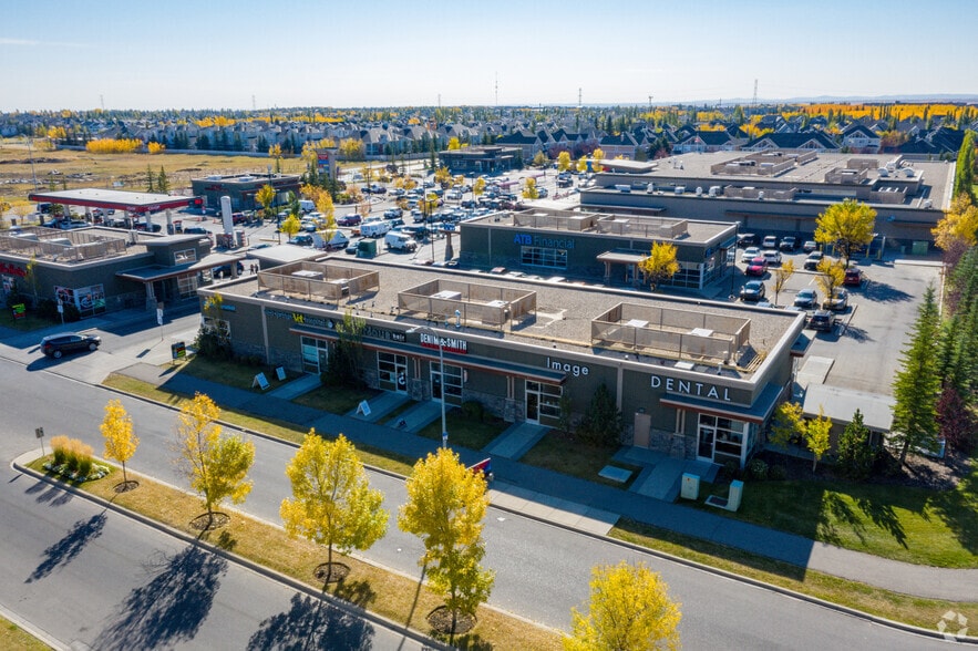 917 85th St SW, Calgary, AB for lease - Building Photo - Image 3 of 4