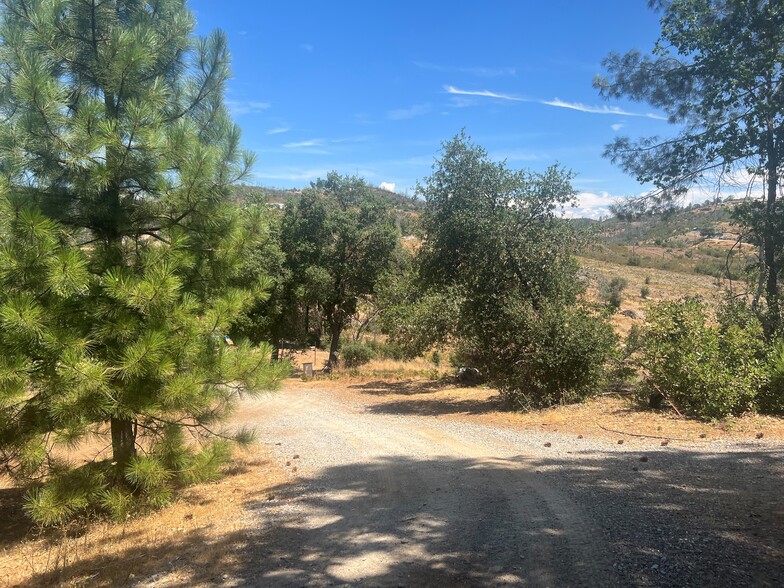 Mountain Ranch Road, Mountain Ranch, CA for sale - Primary Photo - Image 1 of 1