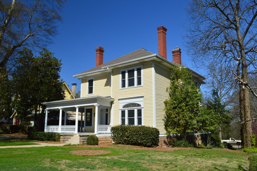 634 Green St, Gainesville, GA for sale - Building Photo - Image 1 of 1