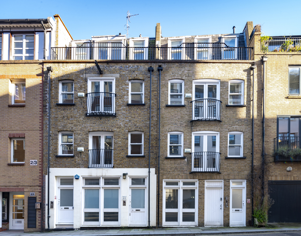 4-5 North Mews, London for sale Primary Photo- Image 1 of 8