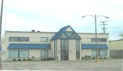 1014 W Pioneer Pky, Peoria IL - Warehouse