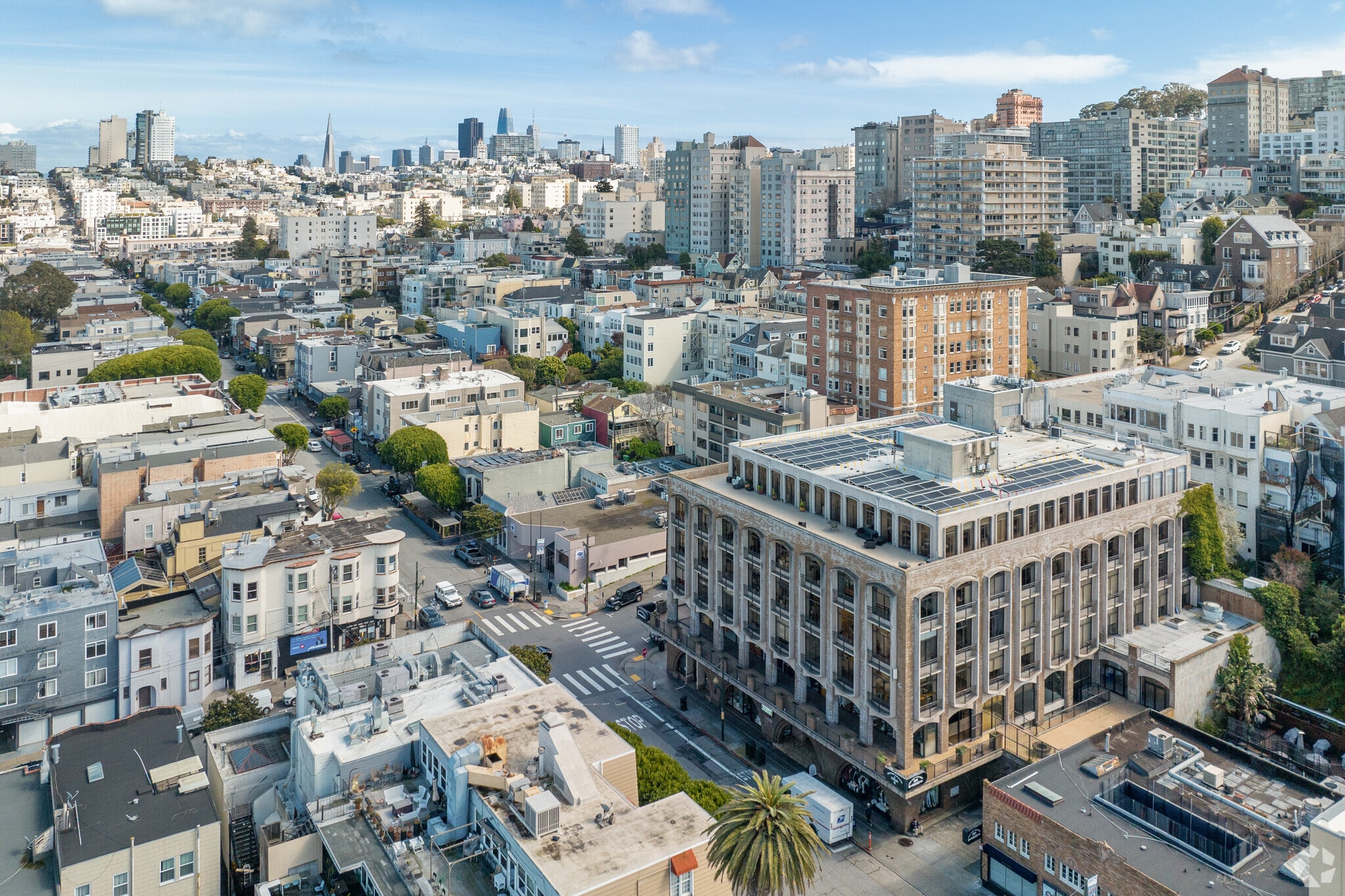 2001 Union St, San Francisco, CA 94123 Union Street Plaza