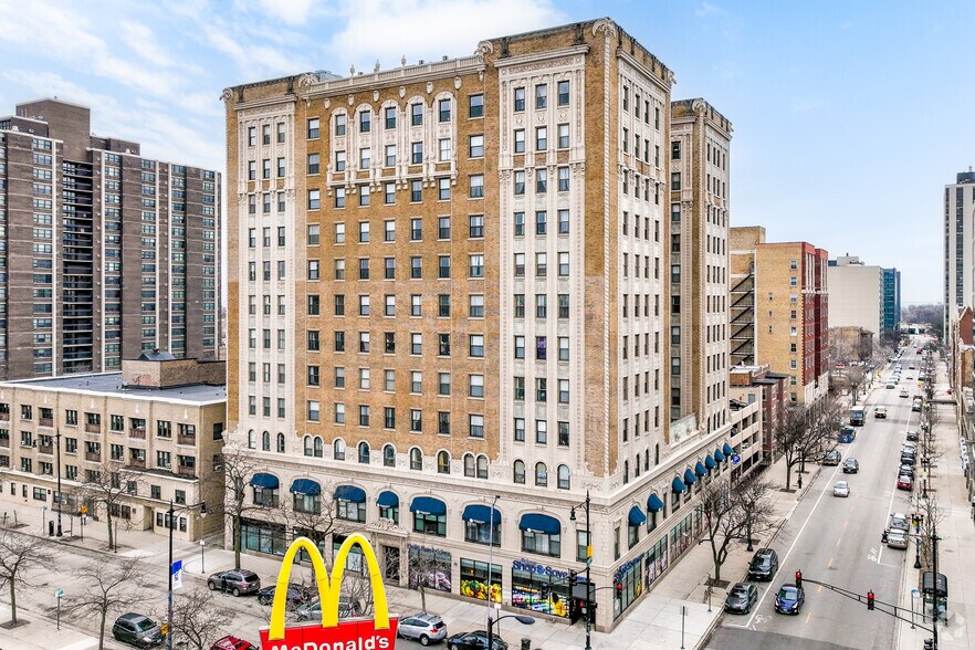 4607 N Sheridan Rd, Chicago, IL 60640 | LoopNet