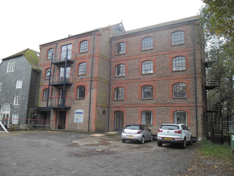 Mill Ln, Uckfield for sale - Building Photo - Image 1 of 1