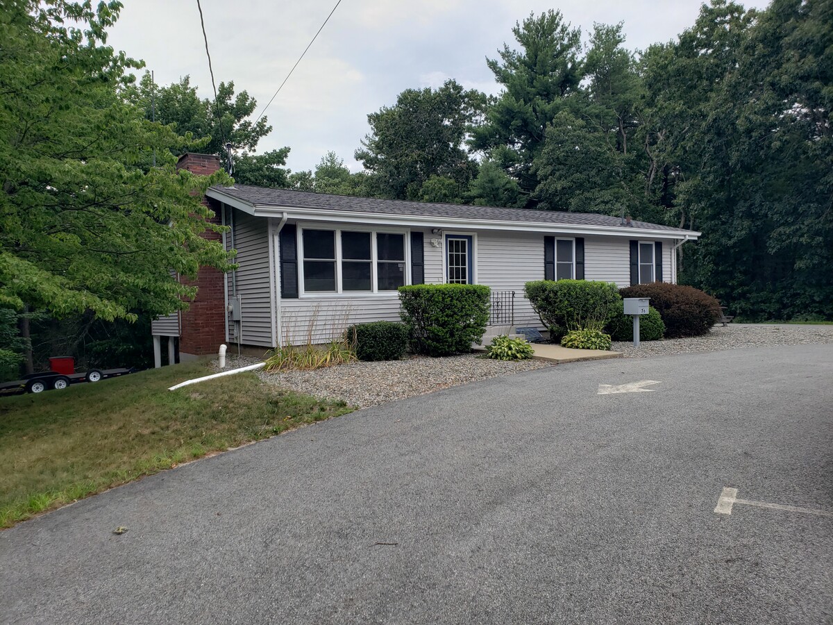 76 Taunton St, Plainville, MA 02762 | LoopNet