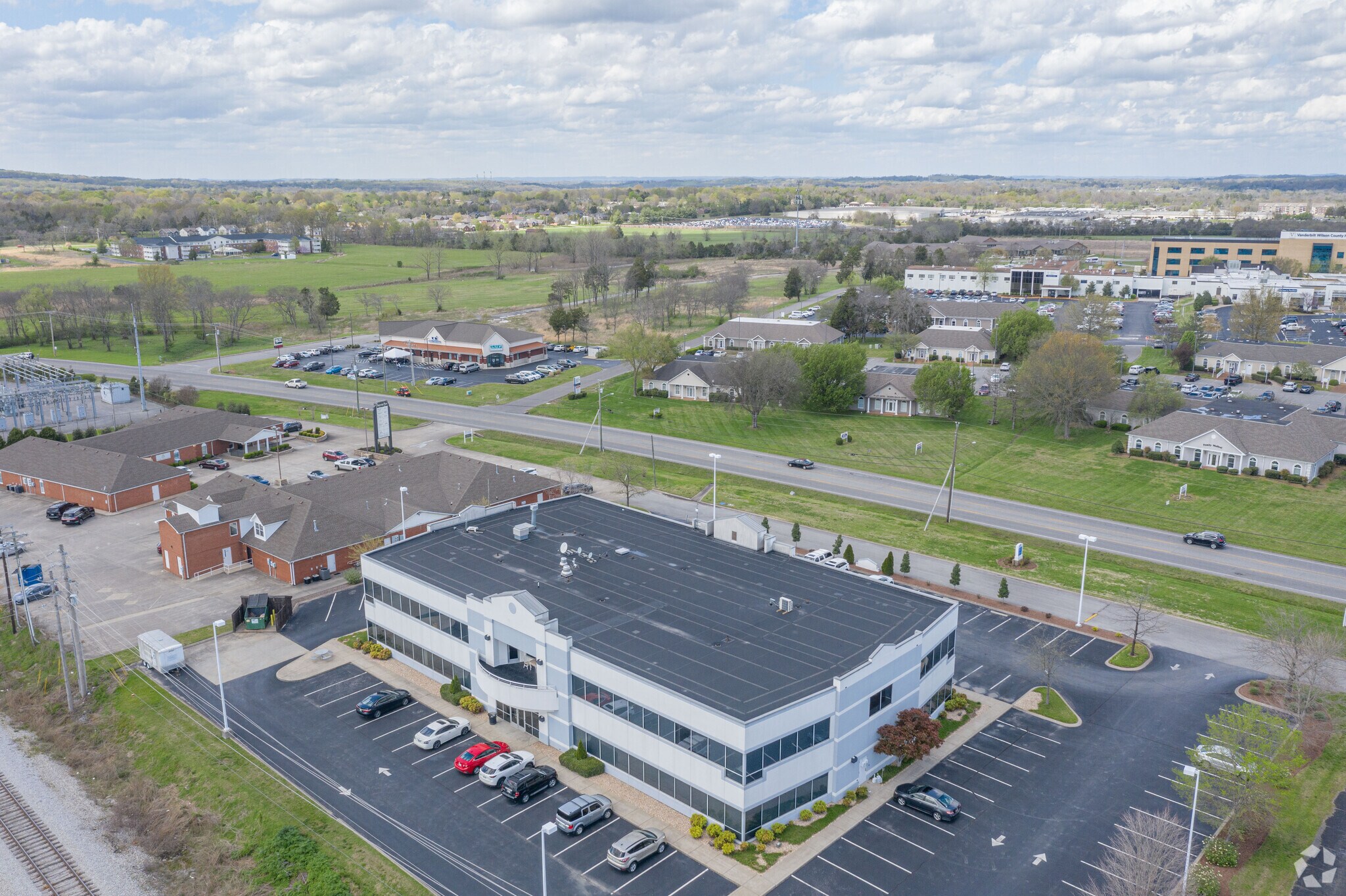 1420 W Baddour Pky, Lebanon, TN 37087 Lebanon Medical/Office Building