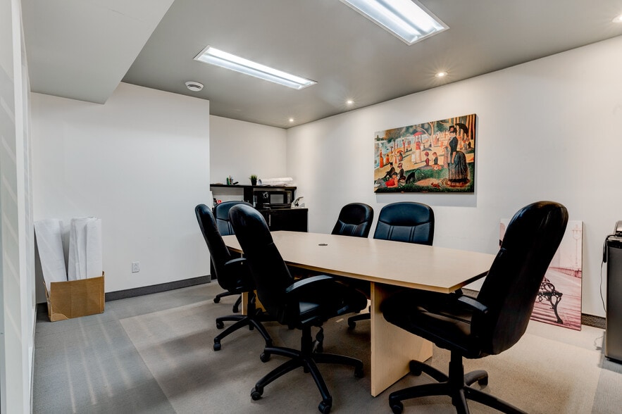 6712-6714 Boul Saint-Laurent, Montréal, QC for lease - Interior Photo - Image 2 of 12