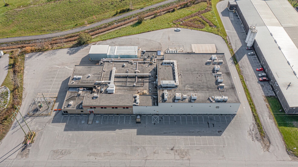 7 Riverside Dr, Quinte West, ON for sale - Aerial - Image 2 of 7