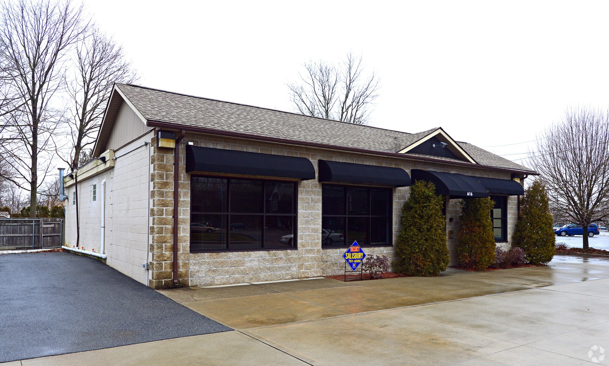 616 W Shore Rd, Warwick, RI for sale Building Photo- Image 1 of 1