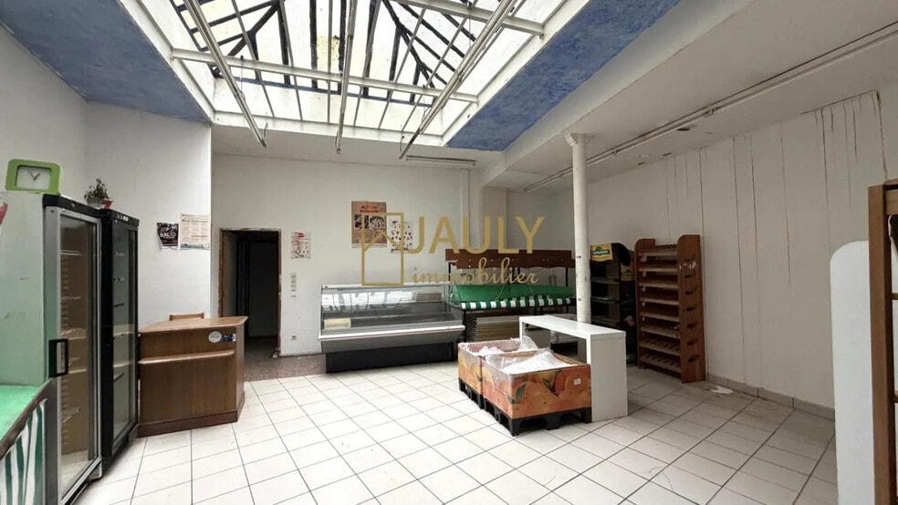 2 Rue Louis Geoffroy, Meaux for sale - Building Photo - Image 3 of 8