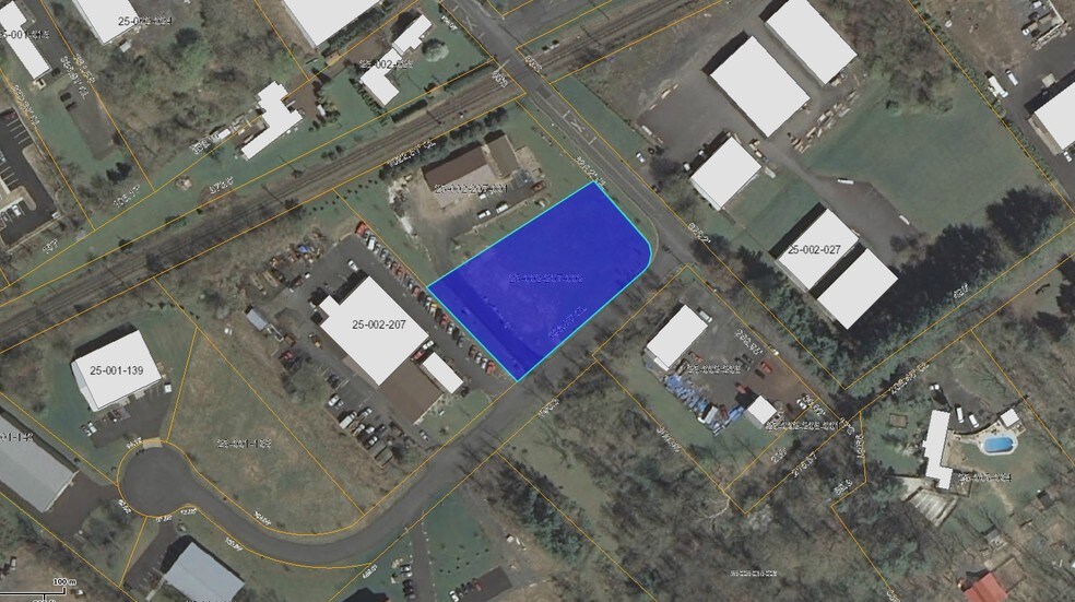 17 Industrial Dr, Doylestown, PA for sale - Primary Photo - Image 1 of 1