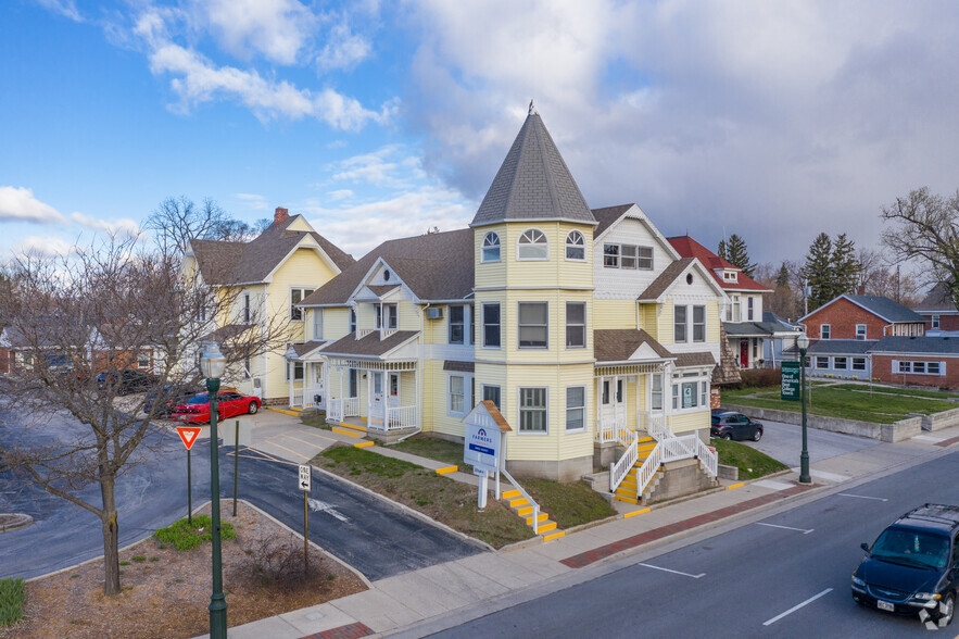 315 N Main St, Bowling Green, OH for lease - Building Photo - Image 3 of 5