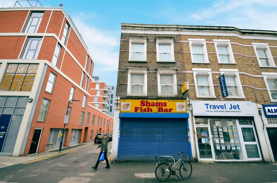 135 Churchfield Rd, London for sale - Building Photo - Image 1 of 1