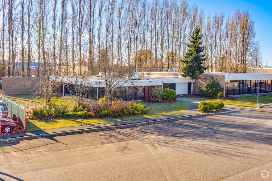 12591 Vulcan Way, Richmond, BC for lease - Building Photo - Image 1 of 4