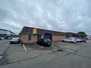 Ettingshall Rd, Wolverhampton for lease Building Photo- Image 2 of 8