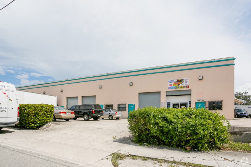 1302-1314 NE 123rd St, Miami, FL for lease - Building Photo - Image 2 of 6