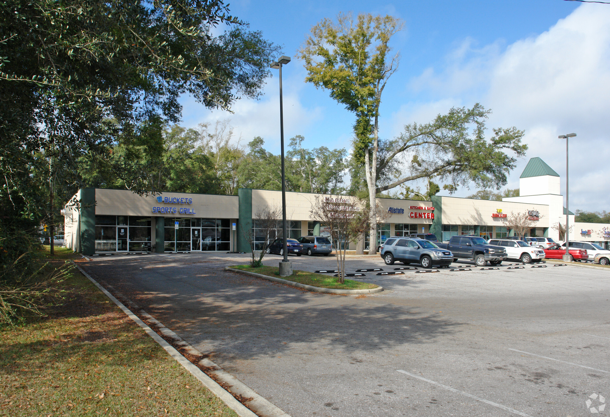 5555 N Davis Hwy, Pensacola, FL for sale Primary Photo- Image 1 of 1