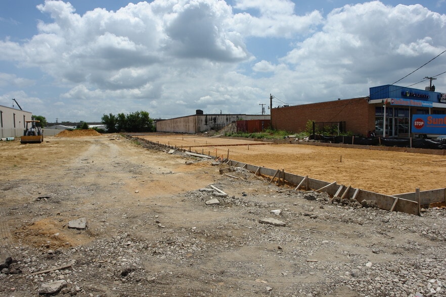 11456 Harry Hines Blvd, Dallas, TX for sale - Building Photo - Image 3 of 16