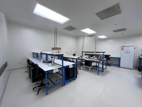 319 N Bernardo Ave, Mountain View, CA for lease Building Photo- Image 1 of 4