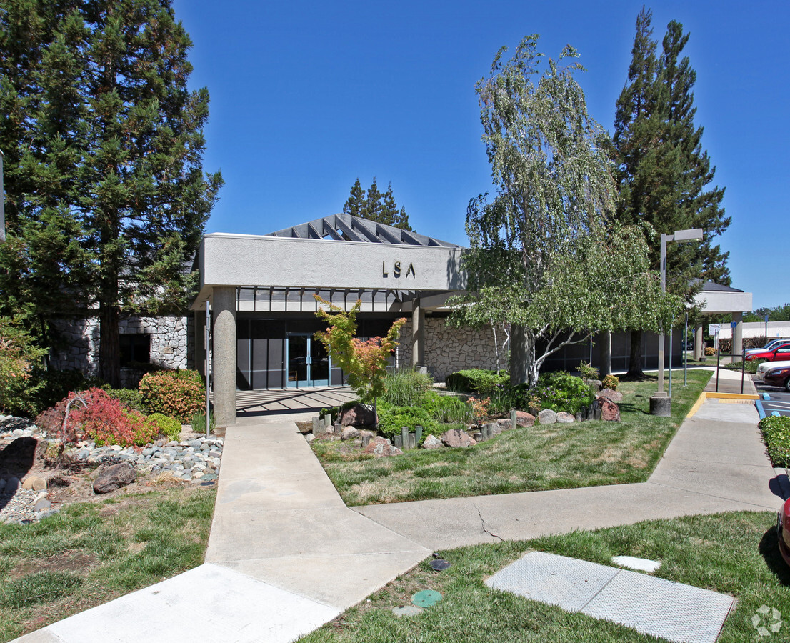 View Photo