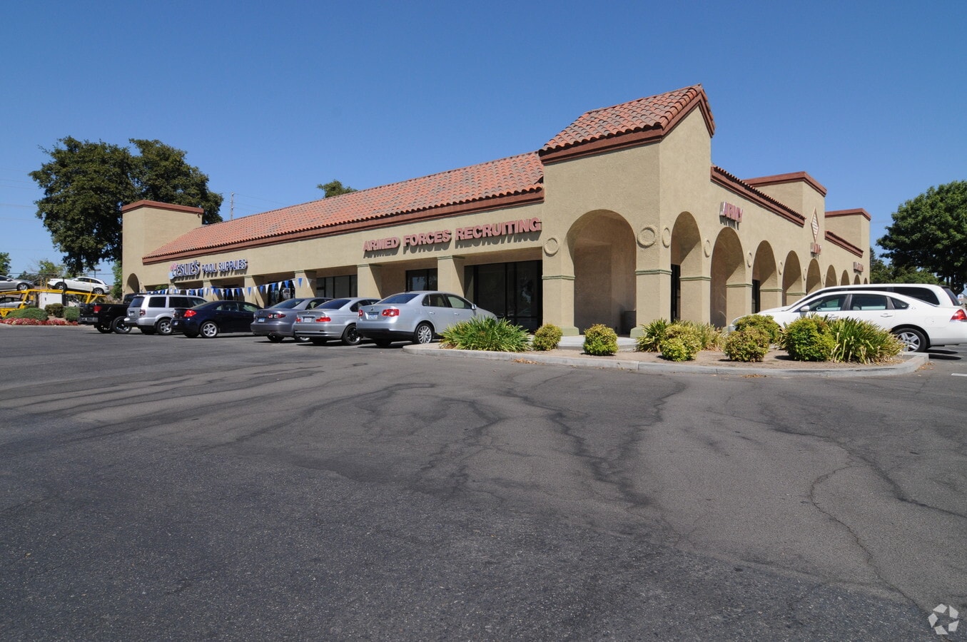 2020 Standiford Ave, Modesto, CA 95350