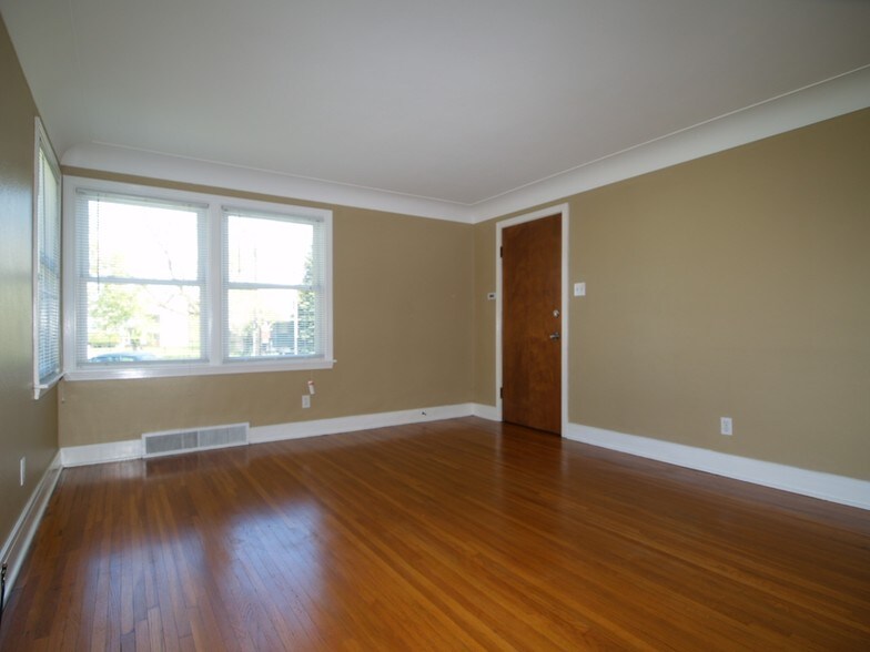 365369 Potters Rd, West Seneca, NY 14220 Multifamily for Sale