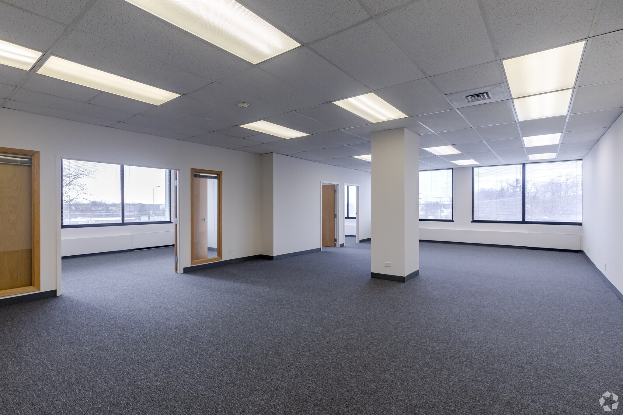 800 E Northwest Hwy, Palatine, IL for lease Interior Photo- Image 1 of 4