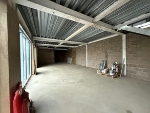 Stadium Way W, Milton Keynes for lease Interior Photo- Image 1 of 9