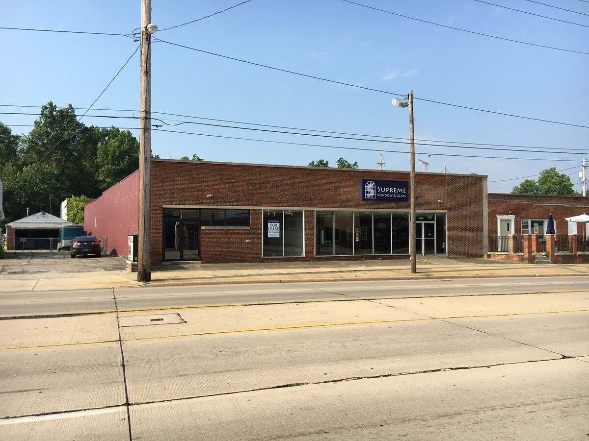 4298 Mayfield Rd, South Euclid, OH 44121