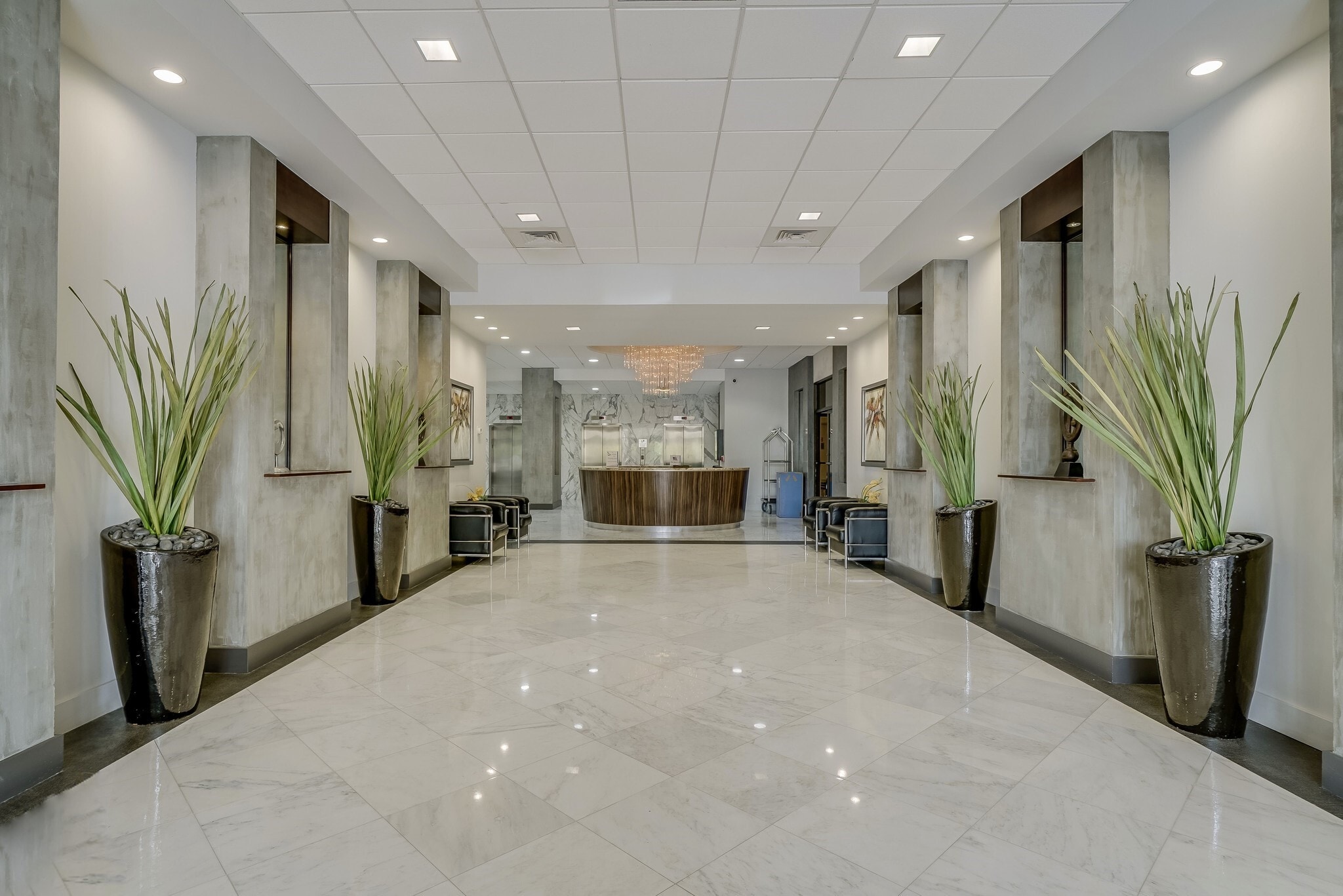 3015 N Ocean Blvd, Fort Lauderdale, FL for sale Lobby- Image 1 of 56
