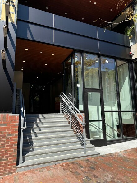57 John F Kennedy St, Cambridge, MA for lease - Building Photo - Image 2 of 2