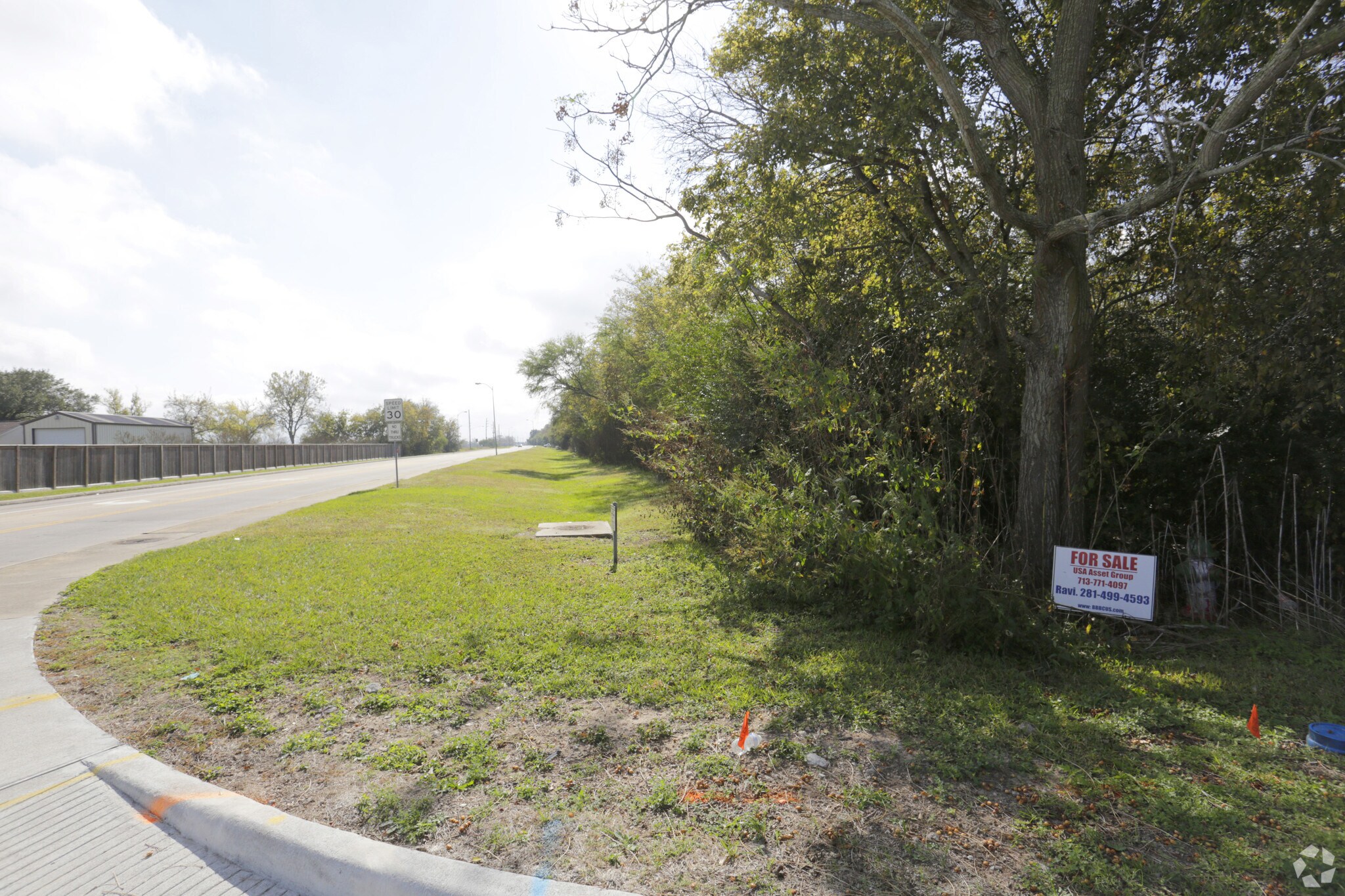 Louise St, Rosenberg, TX for sale Primary Photo- Image 1 of 1