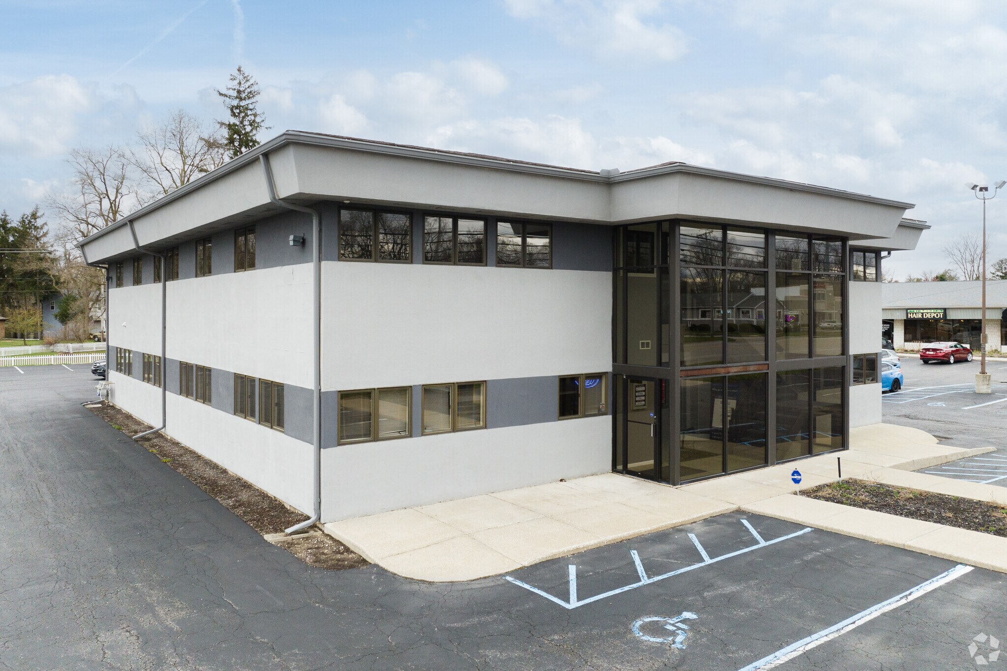 5415 Monroe St, Toledo, OH for sale Primary Photo- Image 1 of 1