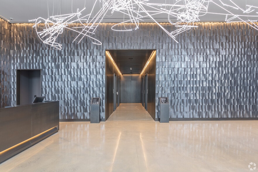 10 Grand St, Brooklyn, NY for lease - Lobby - Image 3 of 16