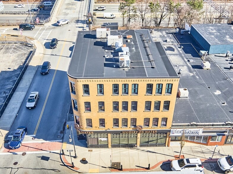 97-103 Water St, Worcester, MA for lease - Building Photo - Image 3 of 10