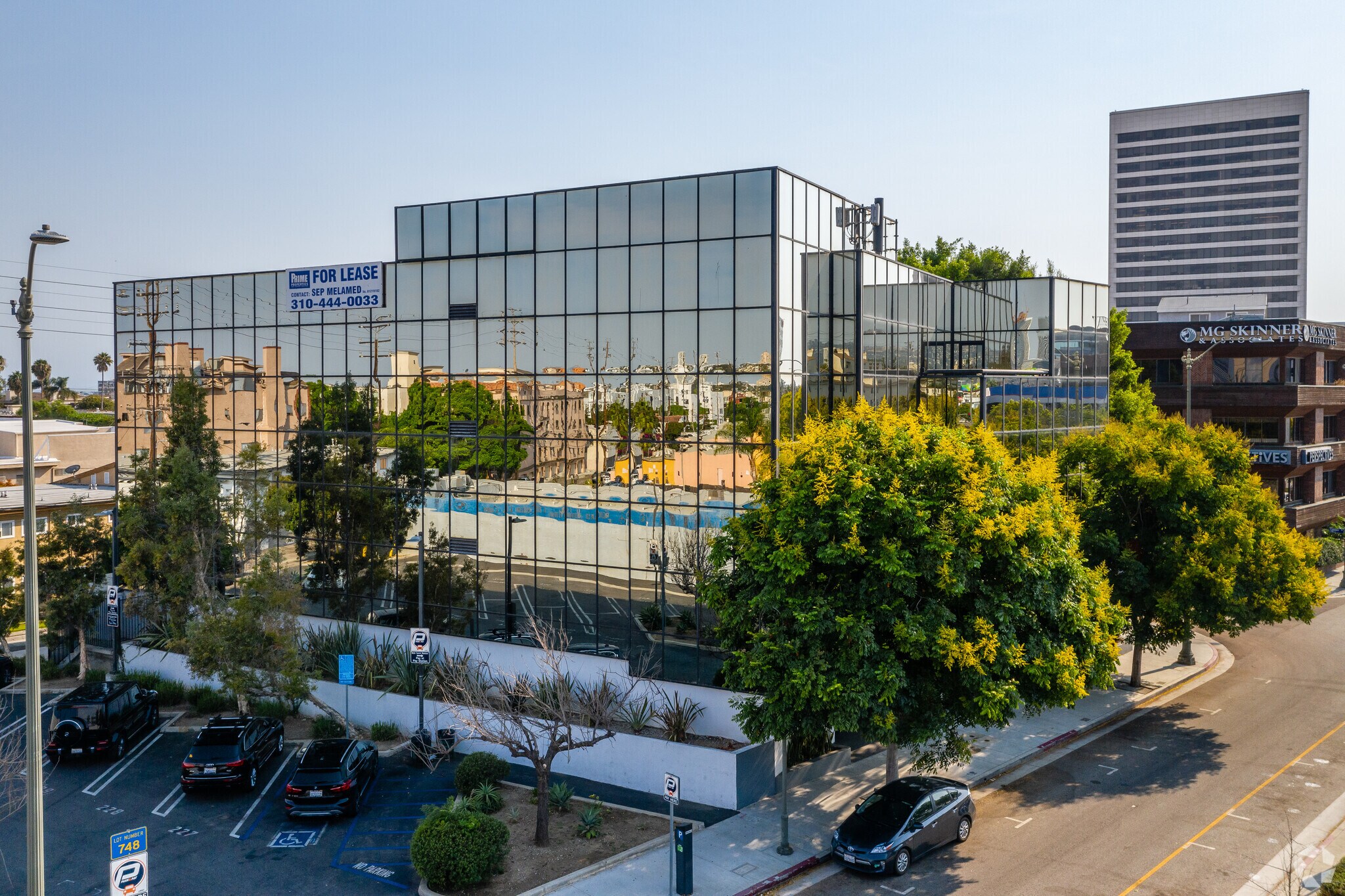 11022 Santa Monica Blvd, Los Angeles, CA for lease Building Photo- Image 1 of 12