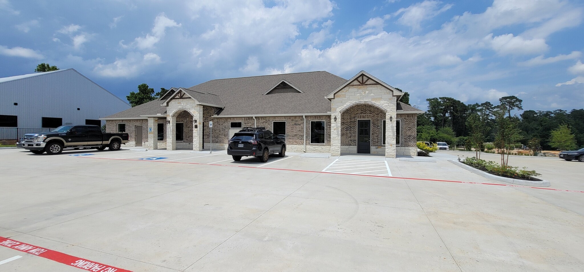 1908 Longmire Rd, Conroe, TX for lease Building Photo- Image 1 of 13