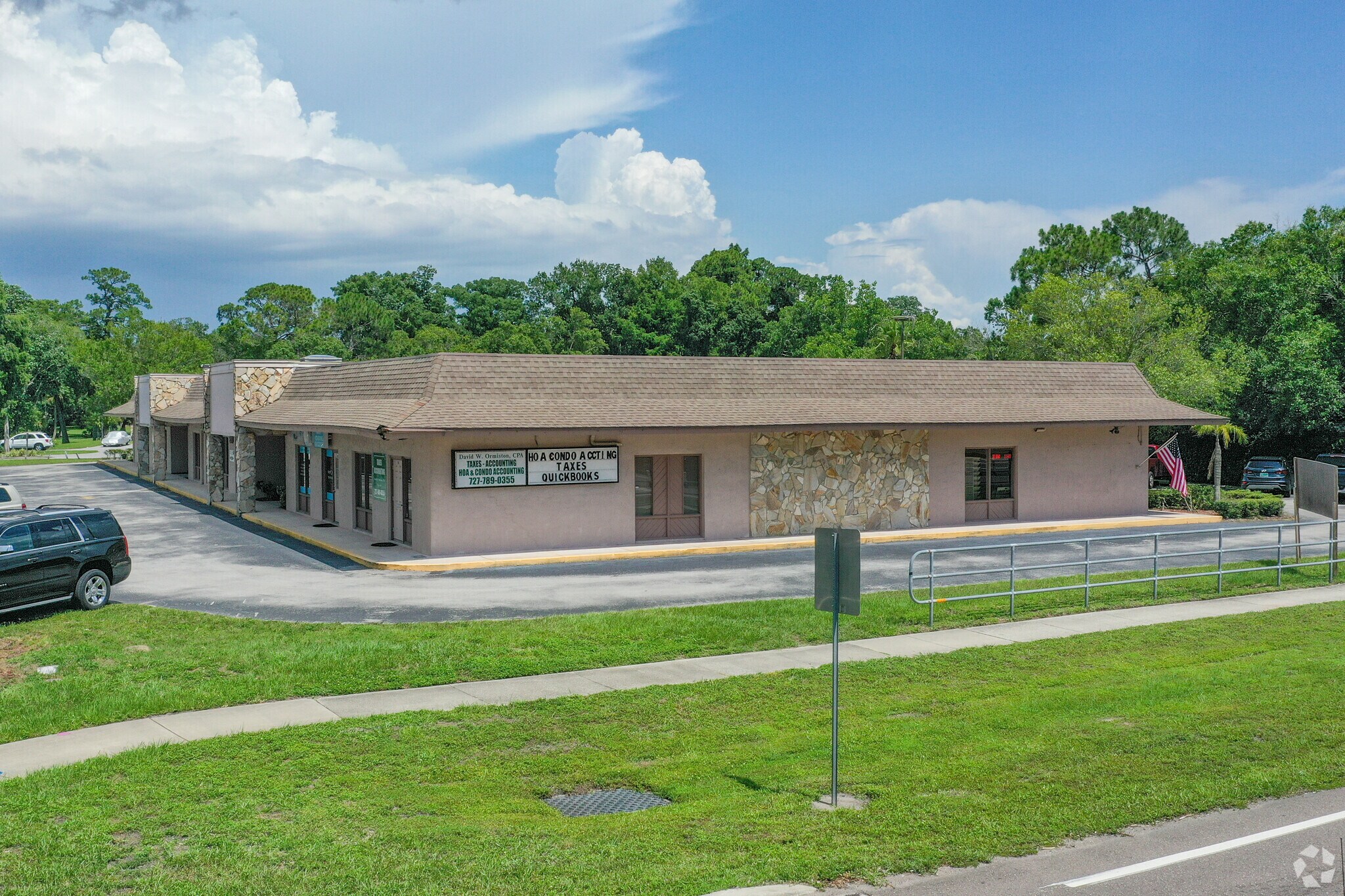 800 Tarpon Woods Blvd, Palm Harbor, FL for sale Primary Photo- Image 1 of 1