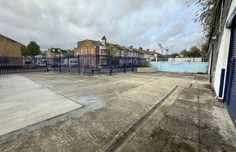 Rosebank Rd, London for lease Building Photo- Image 1 of 4
