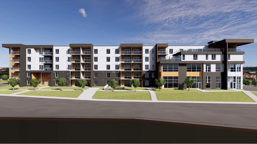 2015-2017 Rue King E, Sherbrooke, QC for sale - Building Photo - Image 1 of 1