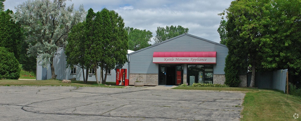 7003 Highway 144, West Bend, WI for sale - Primary Photo - Image 1 of 1