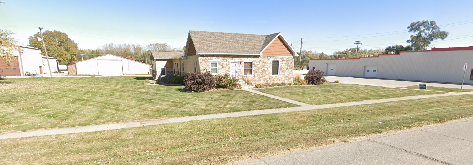 527 Main St, Van Meter, IA for sale Primary Photo- Image 1 of 1