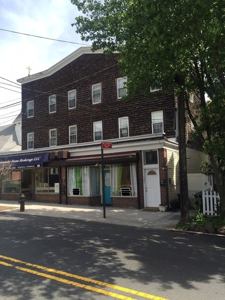 143-145 Beach St, Staten Island, NY for sale - Building Photo - Image 1 of 1