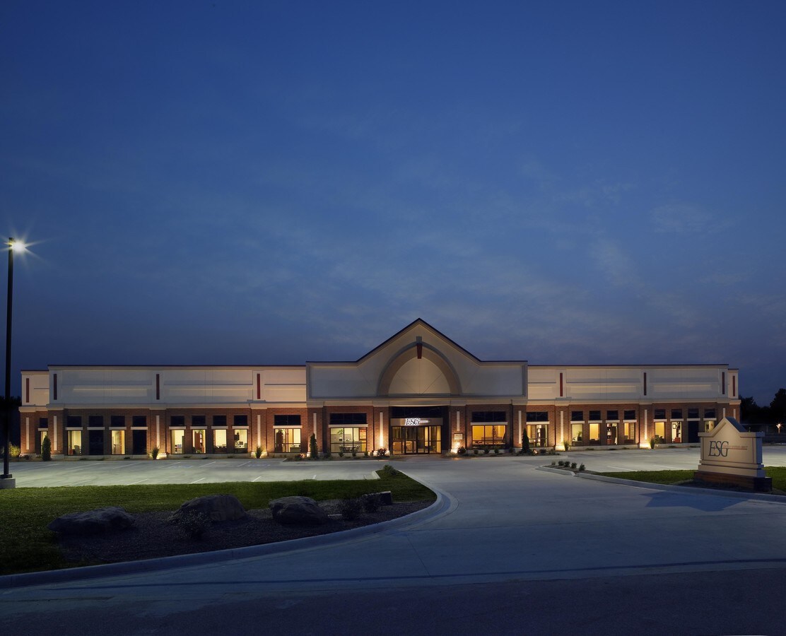 4655 Rosebud Ln, Newburgh, IN 47630