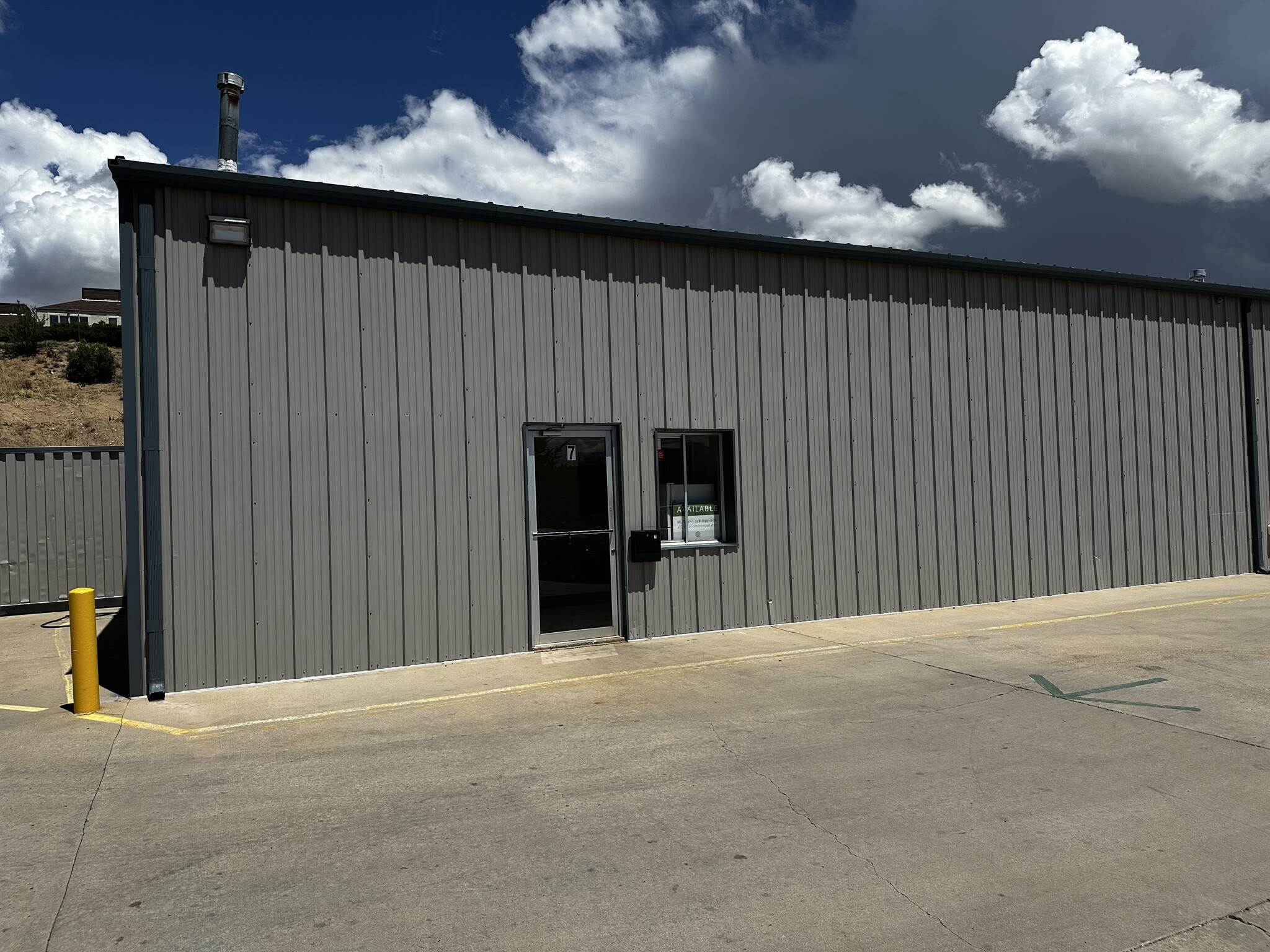 1050 Willow Creek Rd, Prescott, AZ for lease Building Photo- Image 1 of 6