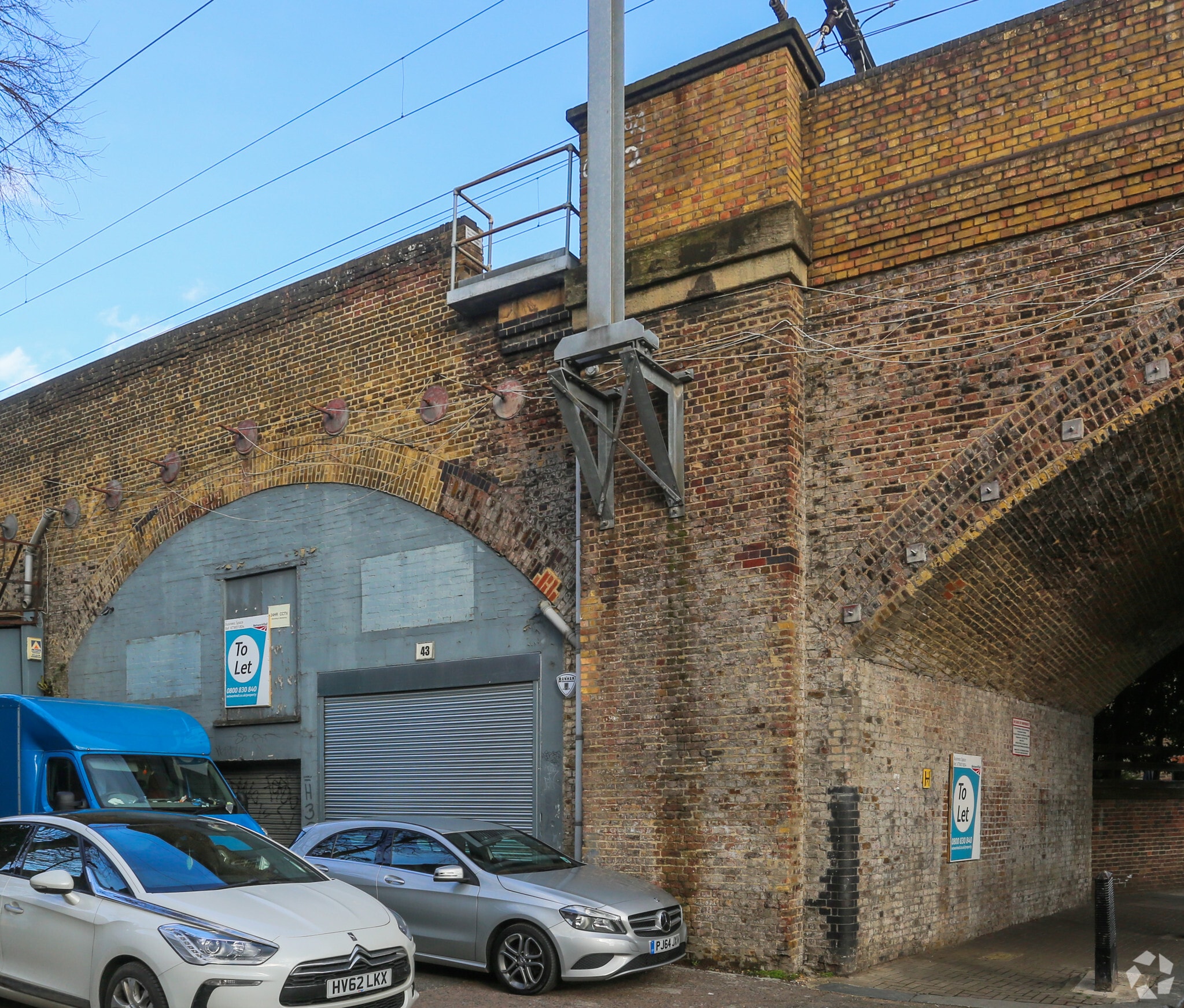 29-41 Castle Mews, London for lease Primary Photo- Image 1 of 8