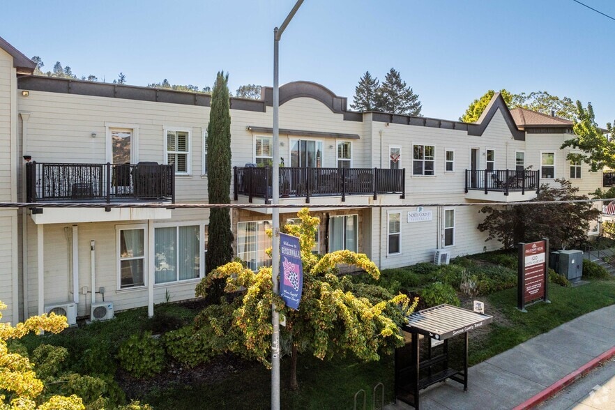 112 School House Ln, Geyserville, CA for lease - Building Photo - Image 2 of 3