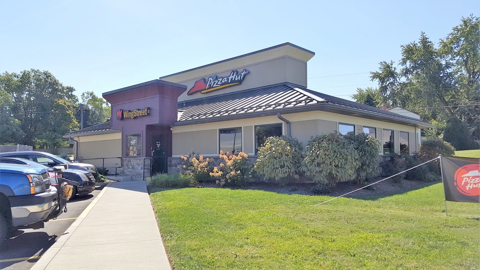 2007 E 38th St, Erie, PA 16510